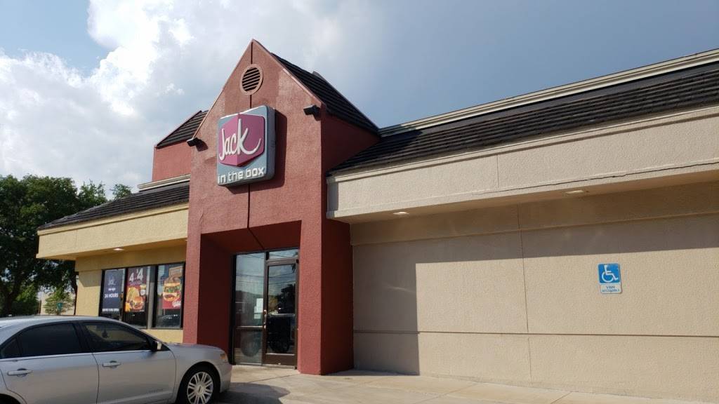 Jack in the Box | restaurant | 101 E Parkwood Dr, Friendswood, TX 77546, USA | 2819928035 OR +1 281-992-8035