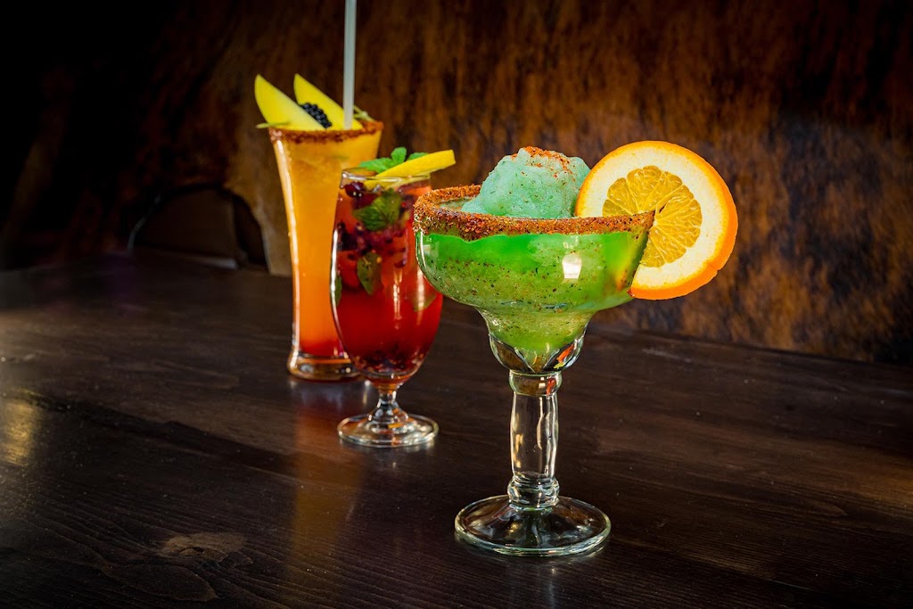 Los Pinos Surf and Turf | restaurant | 3618 W Camelback Rd, Phoenix, AZ 85019, USA | 6023689830 OR +1 602-368-9830