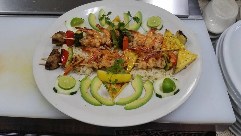 Mariscos Ensenada | restaurant | 2919 N 59th Ave, Phoenix, AZ 85033, USA | 6238450513 OR +1 623-845-0513