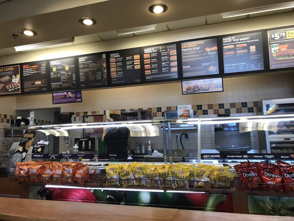 Subway | restaurant | 7155 Jorgensen Ln S, Cottage Grove, MN 55016, USA | 6517690282 OR +1 651-769-0282