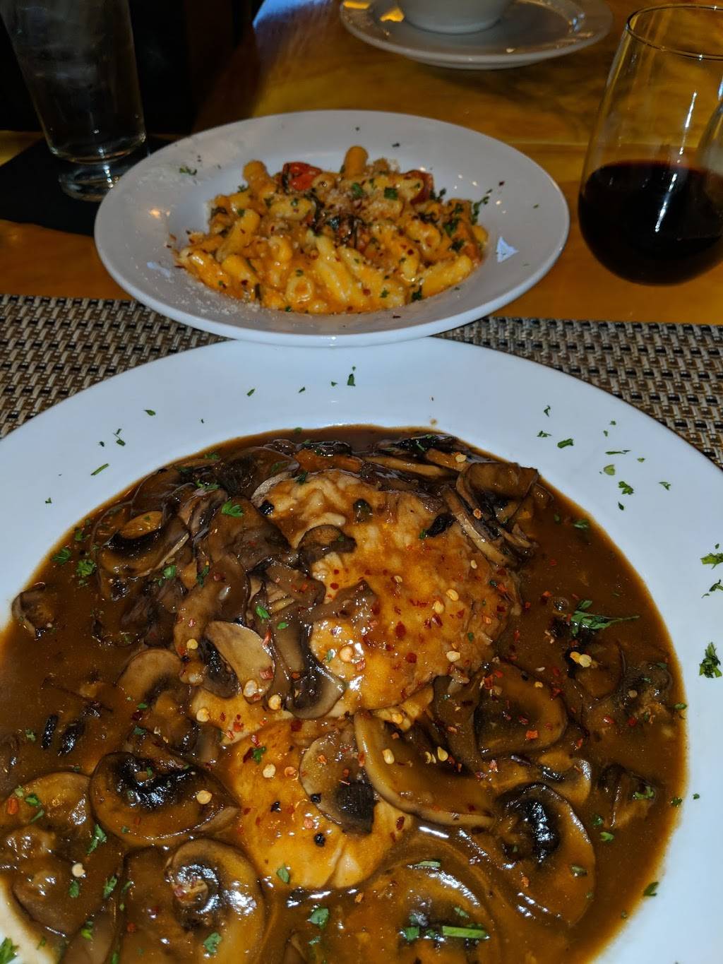 Angelos Nido Italia Restaurant | restaurant | 12020 Mayfield Rd, Cleveland, OH 44106, USA | 2164210221 OR +1 216-421-0221