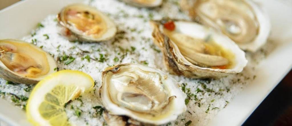 Center Square Grill | restaurant | 84 Center Square, East Longmeadow, MA 01028, USA | 4135250055 OR +1 413-525-0055