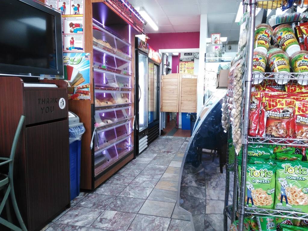 Los Amigos Grill | restaurant | 142 Avenue U, Brooklyn, NY 11223, USA | 7184490657 OR +1 718-449-0657