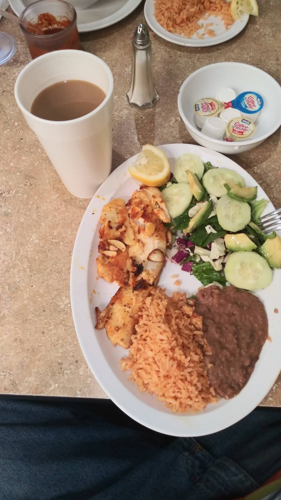 Nardos Restaurant | restaurant | 871 Guadalupe St, Guadalupe, CA 93434, USA | 8053432588 OR +1 805-343-2588