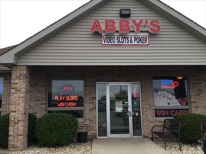 Abbys Slots and Gaming Lounge | night club | 701 Pearson Dr Suite 4, Genoa, IL 60135, USA | 8157848200 OR +1 815-784-8200