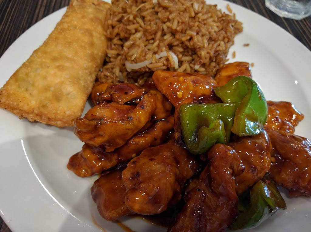 Bamboo Chinese Eatery | restaurant | 2999 Tecumseh Rd E, Windsor, ON N8W 1G6, Canada | 5192518388 OR +1 519-251-8388