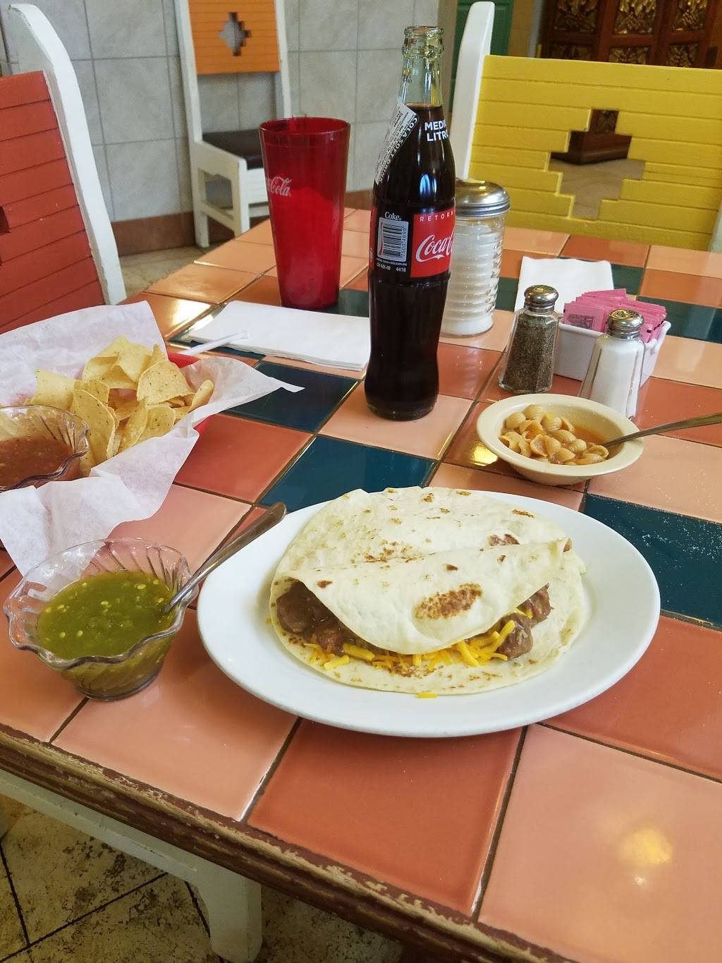 Apetitos Mexican Restaurant | restaurant | 1615 Meadow Way Dr, San Antonio, TX 78227, USA | 2106758020 OR +1 210-675-8020