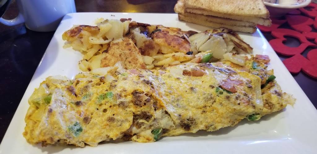 Cherrys Family Restaurant | restaurant | 539 Interchange Rd, Kresgeville, PA 18333, USA | 6106814482 OR +1 610-681-4482