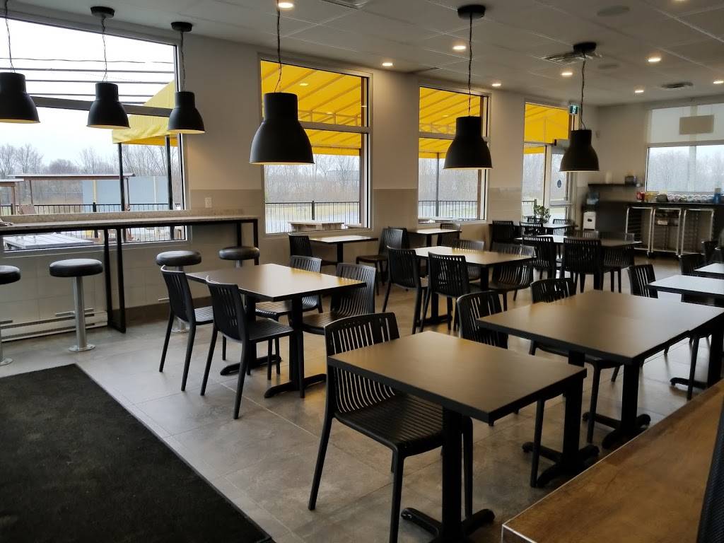 Le Laurier Restaurant/Crèmerie | restaurant | 1350 Boulevard Laurier E, Saint-Hyacinthe, QC J2T 1K3, Canada | 4507780411 OR +1 450-778-0411