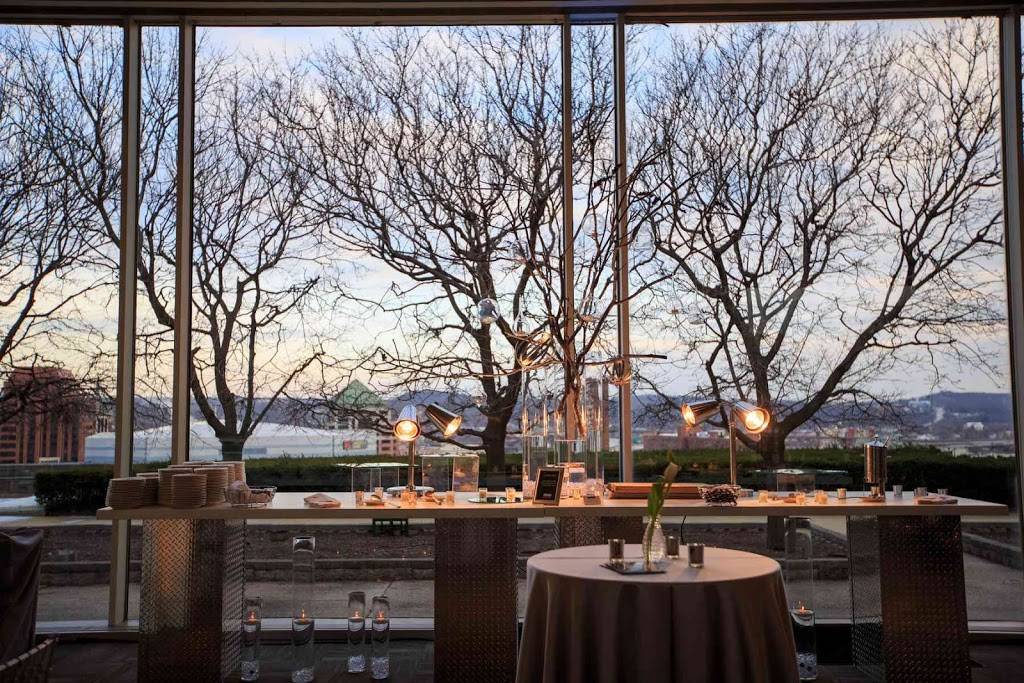 Cornerstone at the Plaza | restaurant | S Mall Arterial, Albany, NY 12210, USA | 5186882134 OR +1 518-688-2134