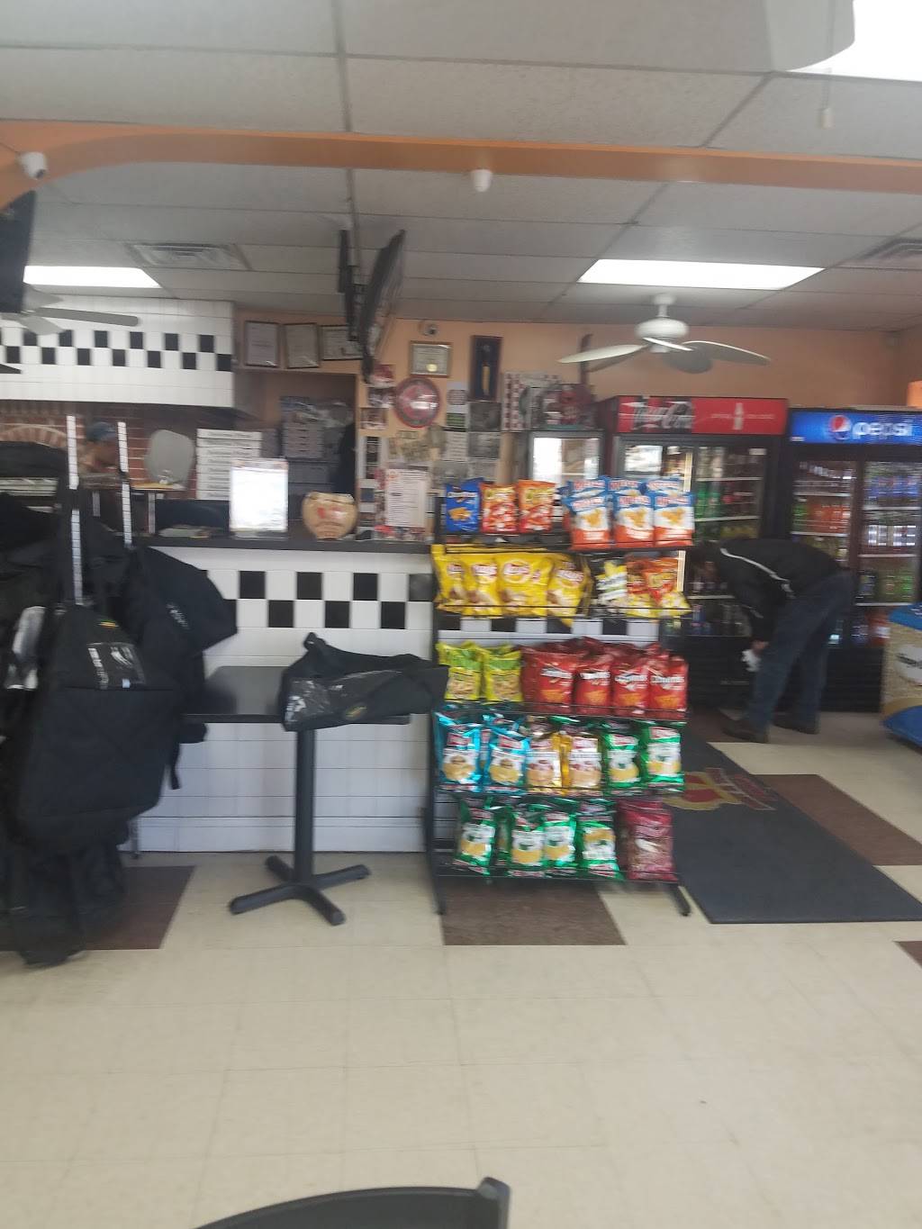 Best In Town Pizza | restaurant | 7971 Castor Ave, Philadelphia, PA 19152, USA | 2157250400 OR +1 215-725-0400