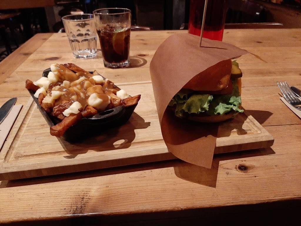 Jack Saloon Trois-Rivières | restaurant | 332 Rue des Forges, Trois-Rivières, QC G9A 2H1, Canada | 8198412354 OR +1 819-841-2354