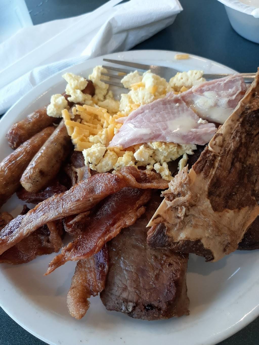 Western Sizzlin LLC | restaurant | 1114 Glenn Blvd SW, Fort Payne, AL 35967, USA | 2568442428 OR +1 256-844-2428