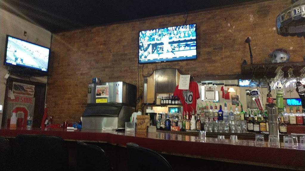 Rayz Route 20 | restaurant | 106 E Main St, Bellevue, OH 44811, USA | 4194836557 OR +1 419-483-6557