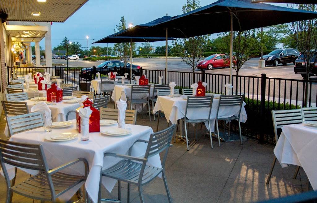 Stage Deli Restaurant | restaurant | 6873 Orchard Lake Rd, West Bloomfield Township, MI 48322, USA | 2488556622 OR +1 248-855-6622