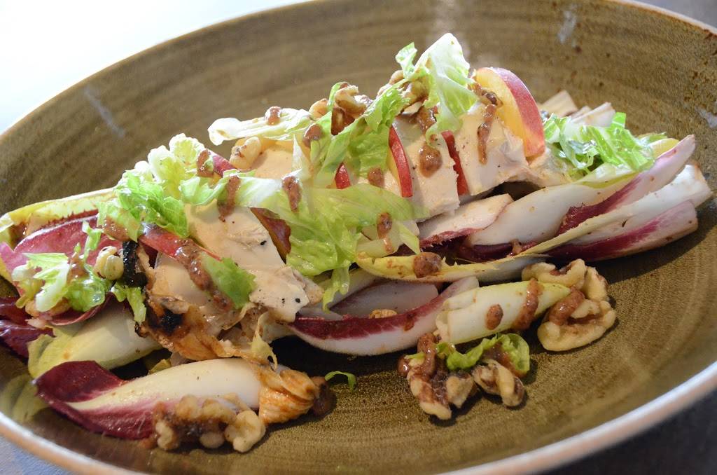 Tin Roost | restaurant | 840 W Penn St, North Liberty, IA 52317, USA | 3196262331 OR +1 319-626-2331