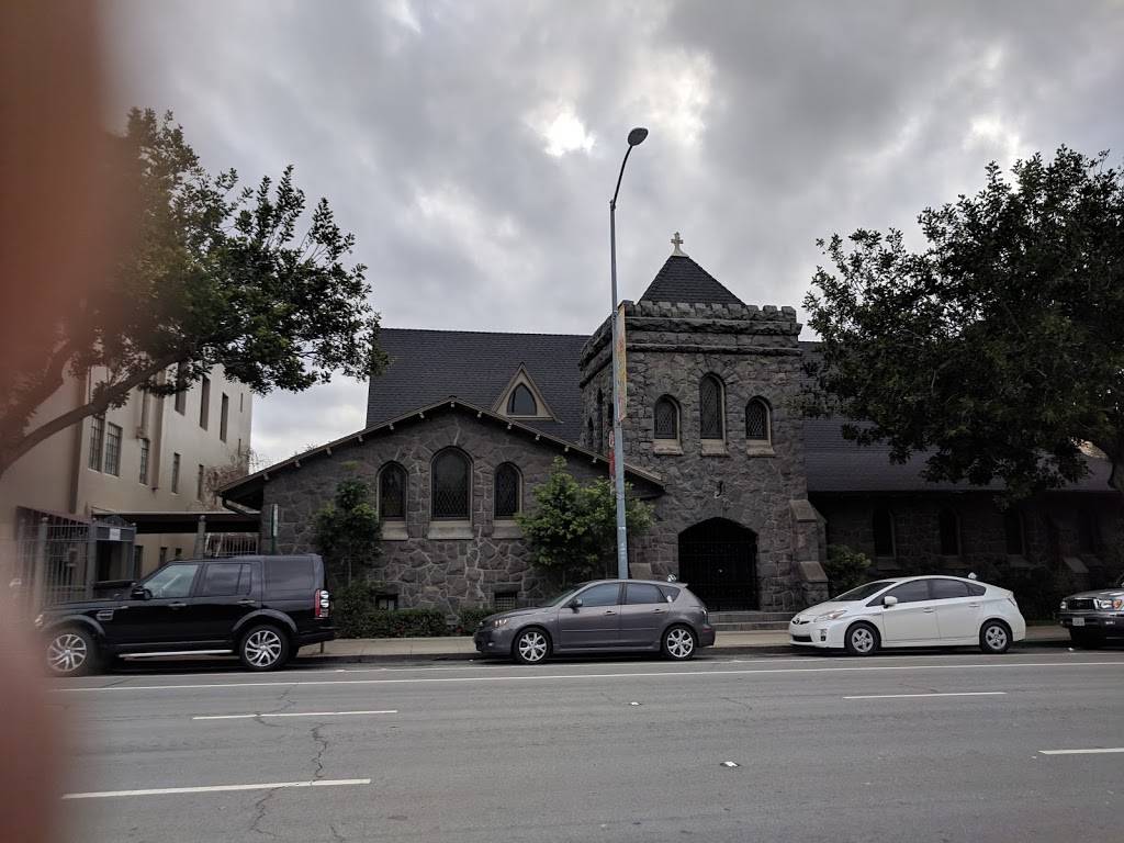 Starbucks | cafe | 885 Higuera St #C, San Luis Obispo, CA 93401, USA | 8055470465 OR +1 805-547-0465