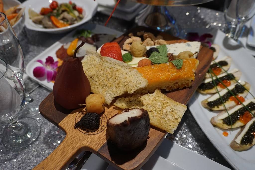 Maxim Restaurant & Banquet Hall | restaurant | 531 N Fairfax Ave, Los Angeles, CA 90036, USA | 3236537820 OR +1 323-653-7820