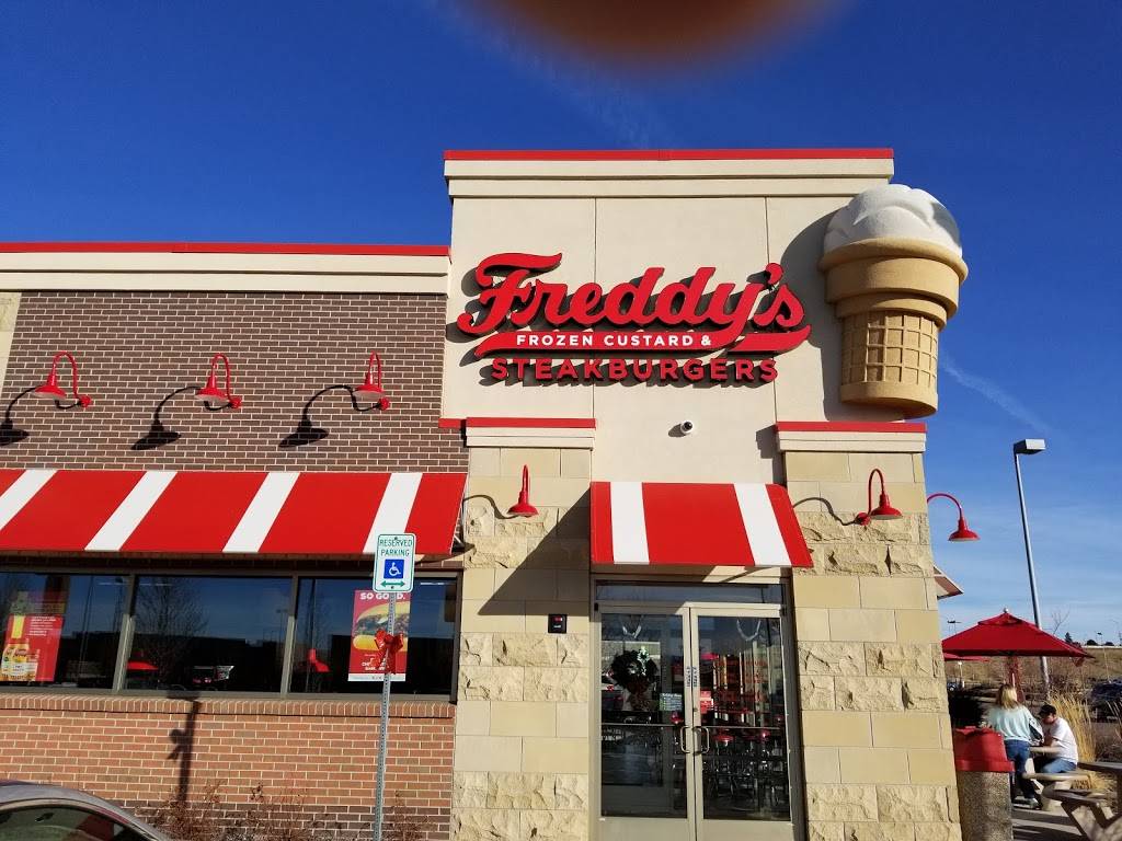 Freddys Frozen Custard & Steakburgers | restaurant | 15705 E Briarwood Cir, Aurora, CO 80016, USA | 3036937992 OR +1 303-693-7992