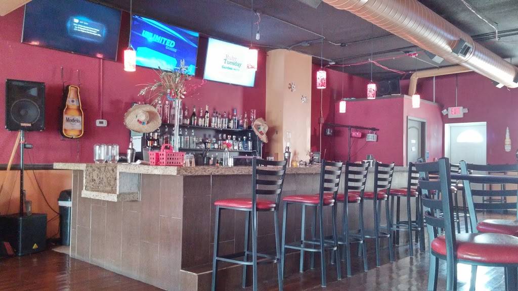 El Fuego Mexican Cuisine | restaurant | 8018 Lincoln Ave, Skokie, IL 60077, USA | 8479339233 OR +1 847-933-9233