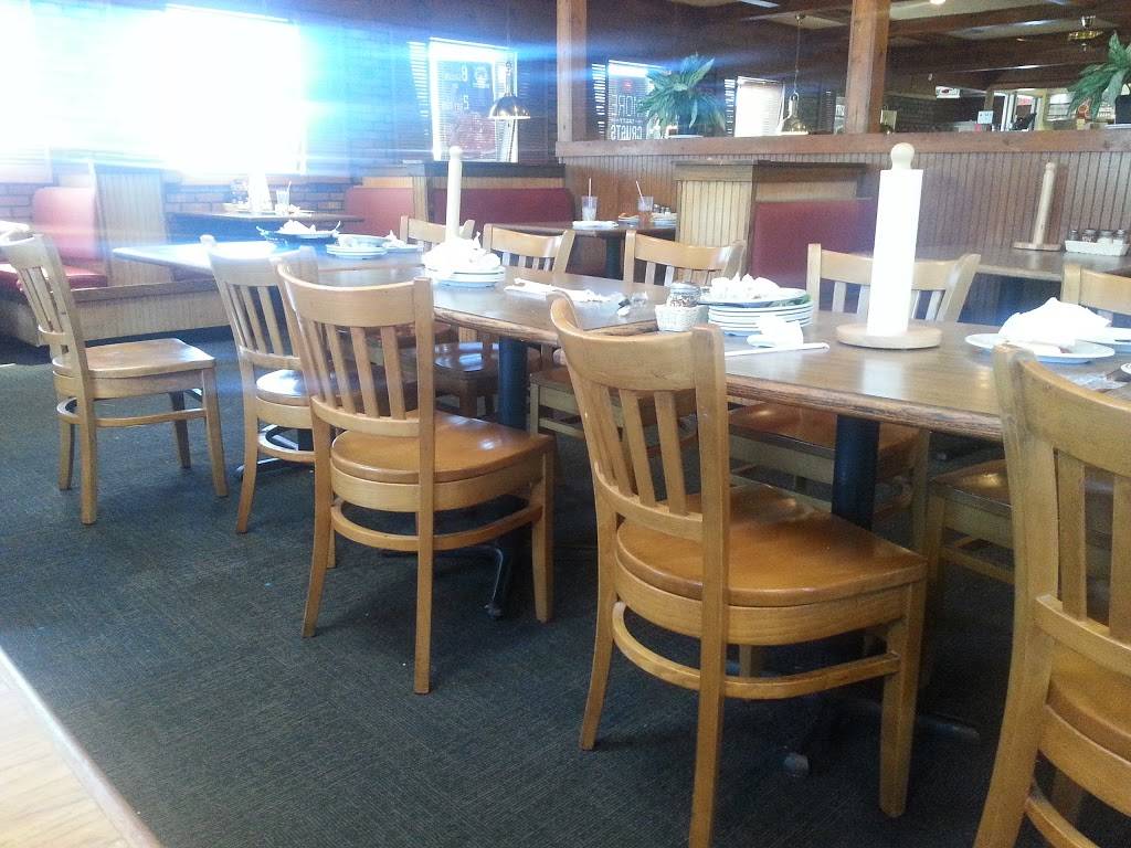 Pizza Hut | meal takeaway | 4960 Long Beach Rd SE, Southport, NC 28461, USA | 9104579432 OR +1 910-457-9432