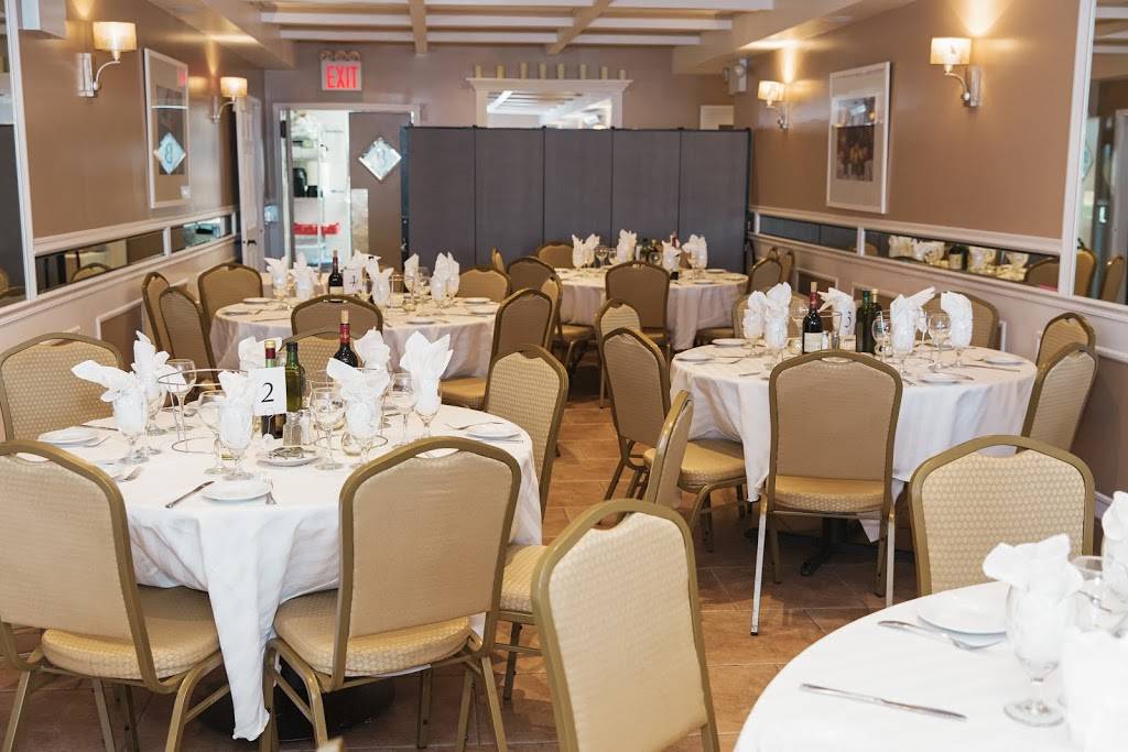 Bruno | restaurant | 158-22 Cross Bay Blvd, Howard Beach, NY 11414, USA | 7183227866 OR +1 718-322-7866