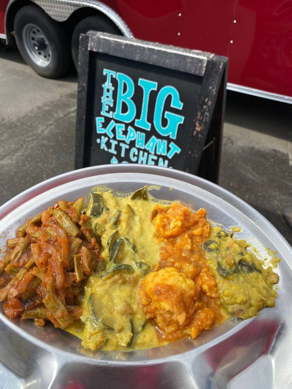 The Big Elephant Kitchen | restaurant | 3530 SW Multnomah Blvd, Portland, OR 97219, USA | 5035671797 OR +1 503-567-1797