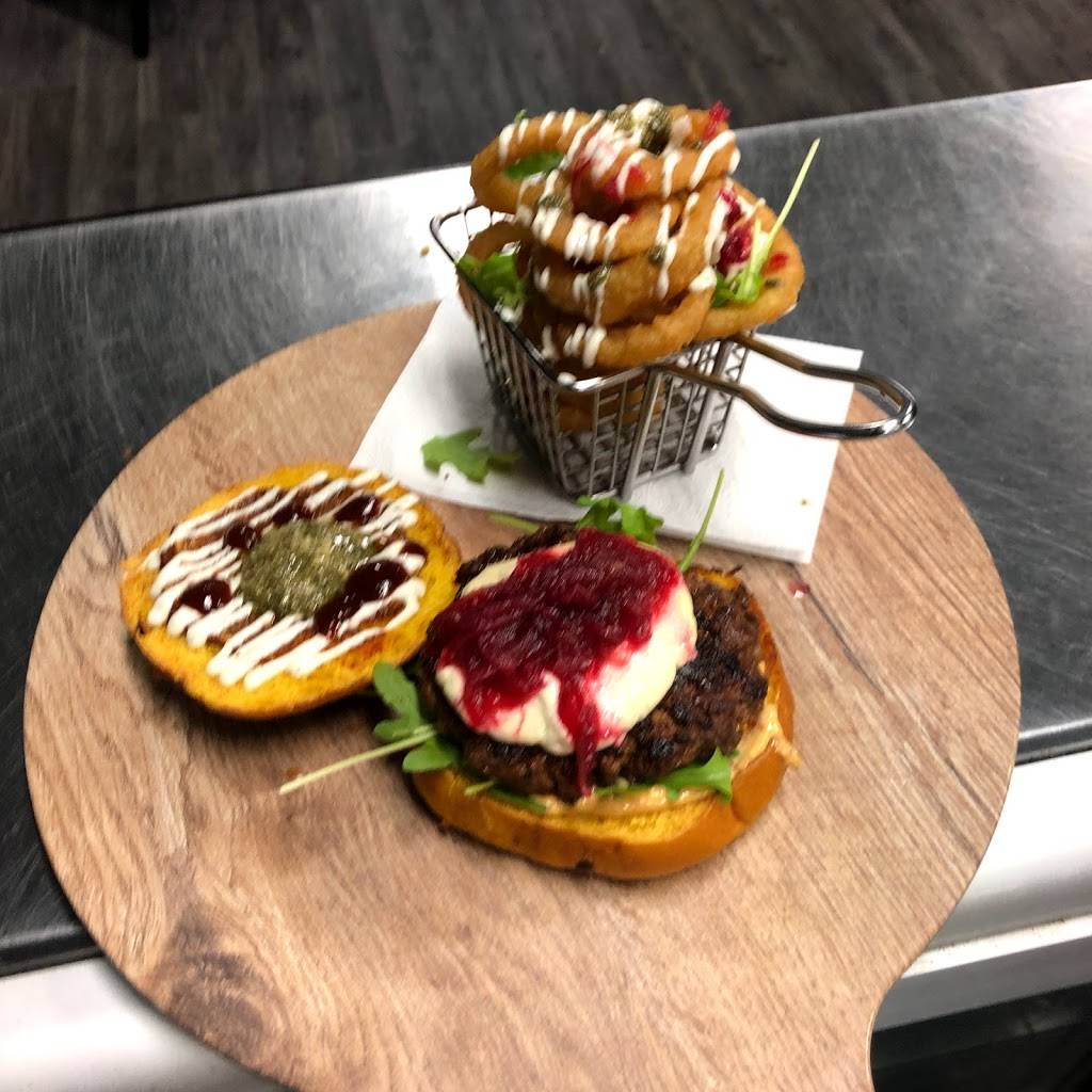 M&CO. Burgers | restaurant | 2088 Lawrence Ave E, Scarborough, ON M1R 2Z5, Canada | 6473522088 OR +1 647-352-2088