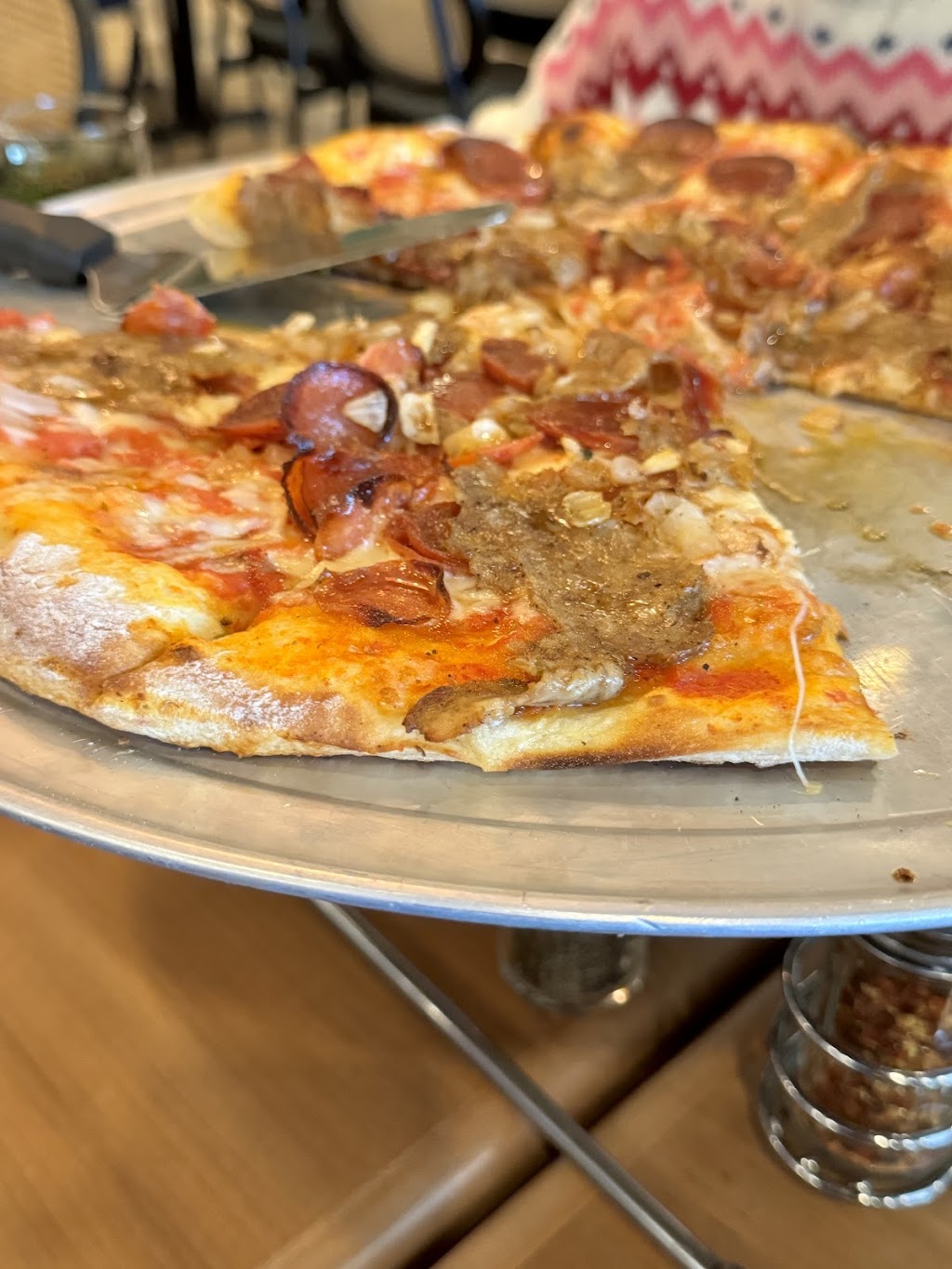 Frankies Kitchen & Cocktail Bar | restaurant | 823 S Washington St, Alexandria, VA 22314, USA | 7035122118 OR +1 703-512-2118