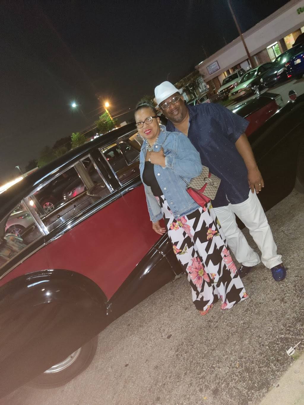 Mimi’s Event Lounge | restaurant | 1115 N Arlington Ave, Indianapolis, IN 46219, USA | 3174000918 OR +1 317-400-0918