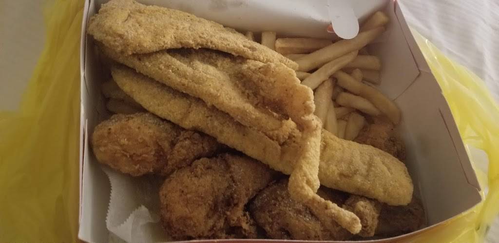 Hip Hop Fish & Chicken | restaurant | 8119 Liberty Rd B, Windsor Mill, MD 21244, USA | 4106556565 OR +1 410-655-6565