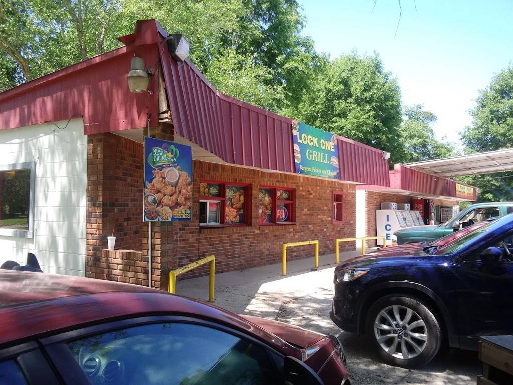 Two blessed girl | restaurant | 71007 LA-41, Pearl River, LA 70452, USA | 9852509505 OR +1 985-250-9505