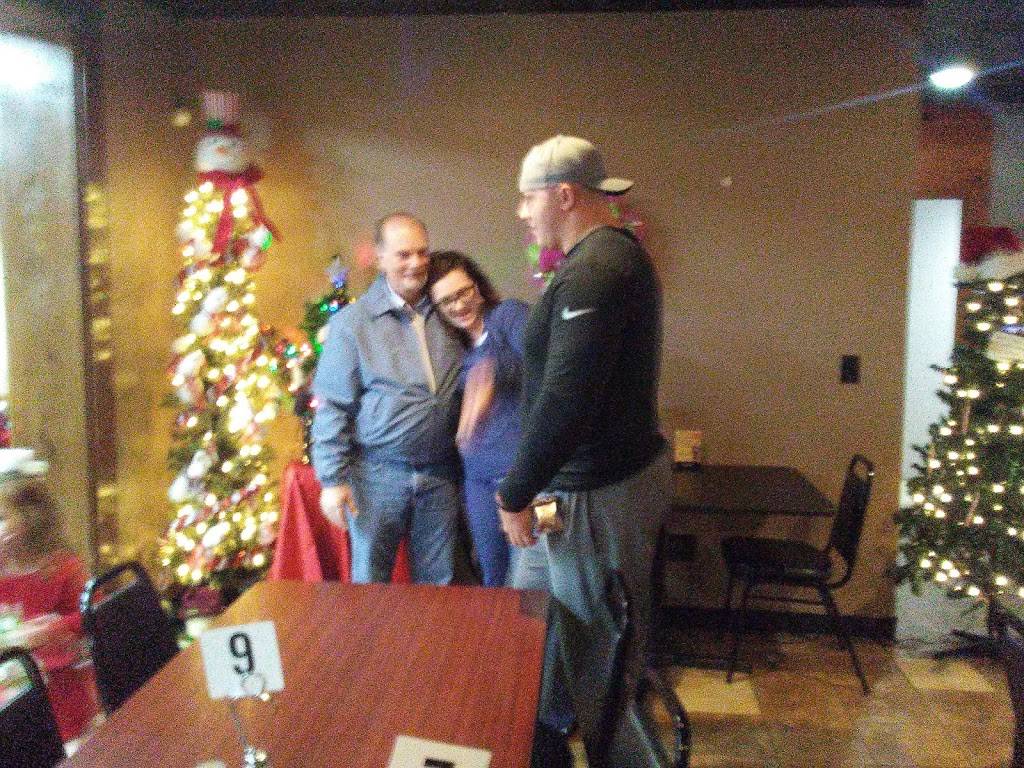 Giovannis | restaurant | 10689 US-23, Lucasville, OH 45648, USA | 7402593660 OR +1 740-259-3660