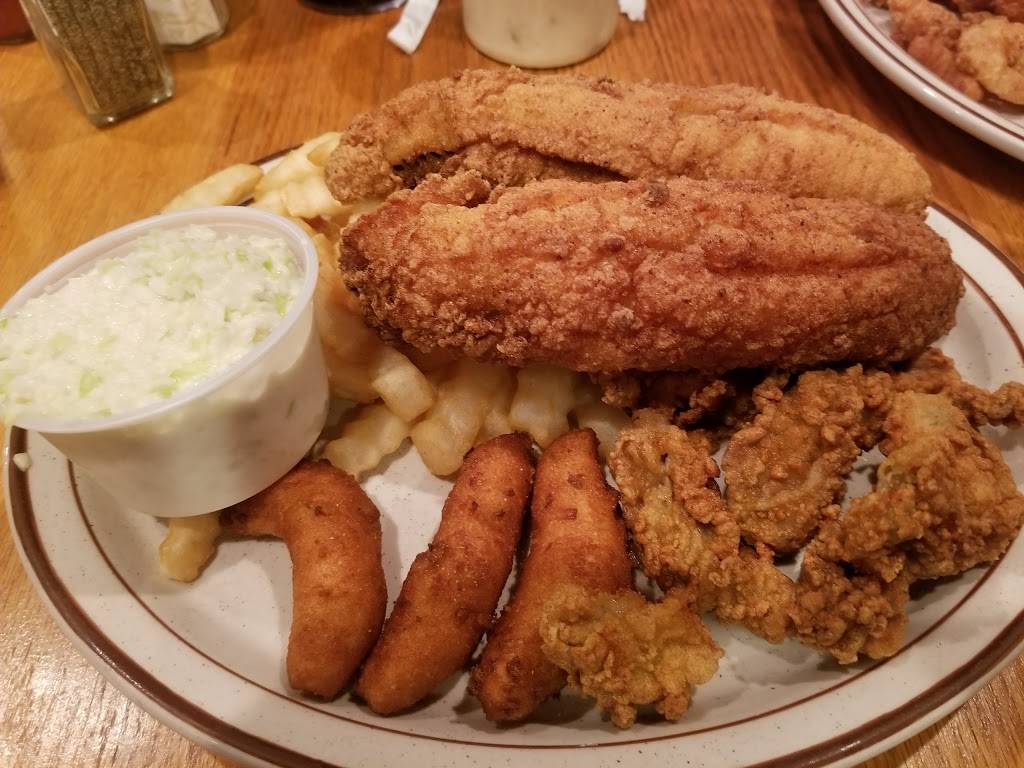 Oak Island Restaurant | restaurant | 6302 E Oak Island Dr, Oak Island, NC 28465, USA | 9102019925 OR +1 910-201-9925