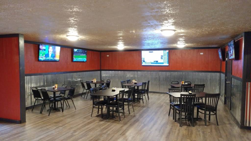 Spikes Sports Grille | restaurant | 4568 Peavine Rd, Crossville, TN 38571, USA | 9312022989 OR +1 931-202-2989