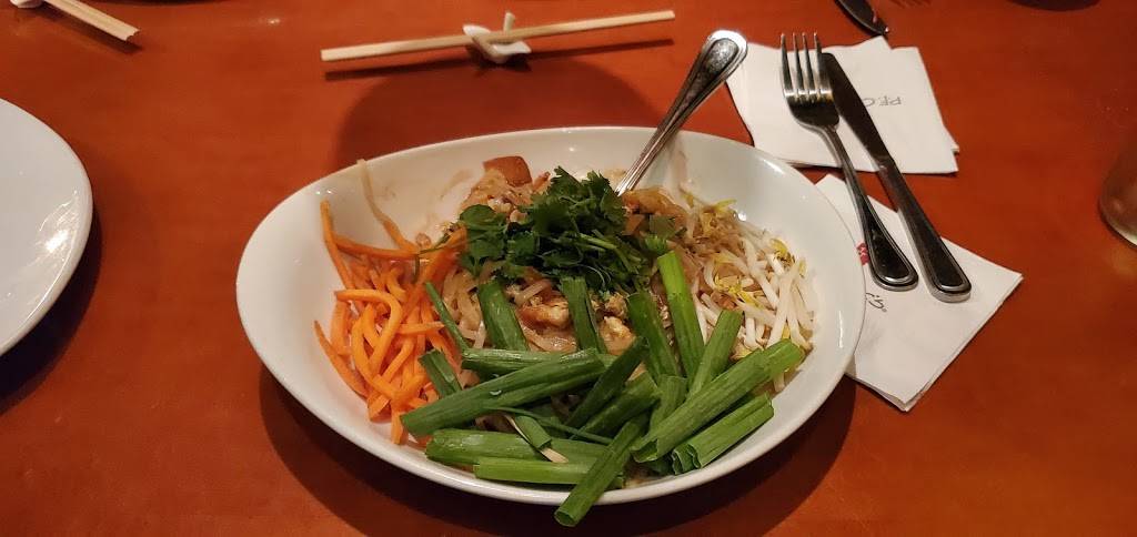 P.F. Changs | meal takeaway | 8888 SW 136th St Ste 100, Miami, FL 33176, USA | 3052342338 OR +1 305-234-2338