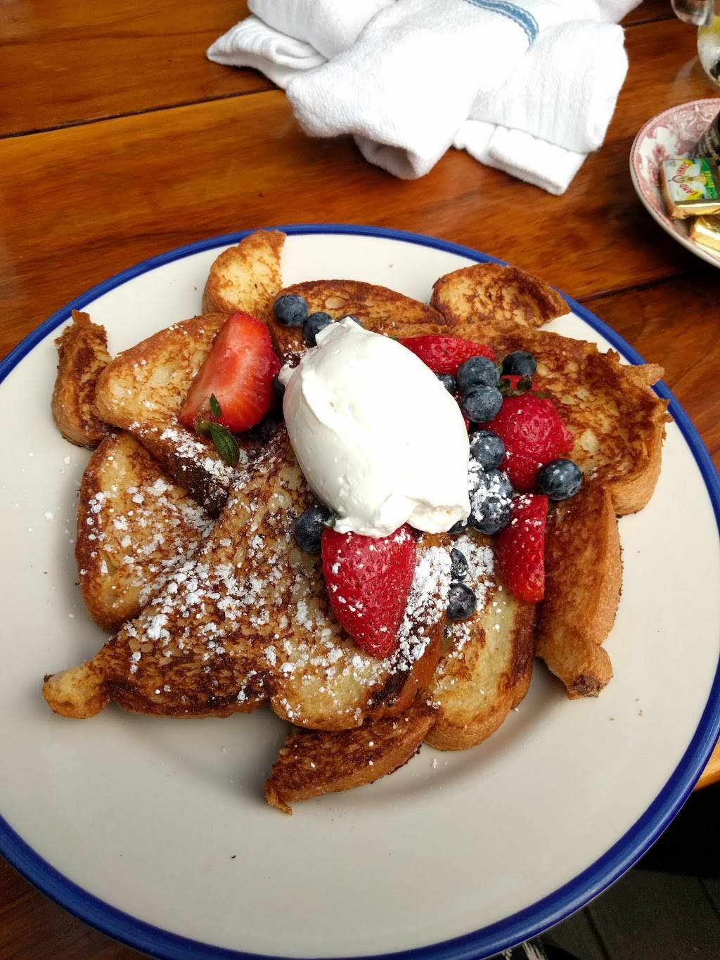 Tart | restaurant | 115 S Fairfax Ave, Los Angeles, CA 90036, USA | 3235562608 OR +1 323-556-2608