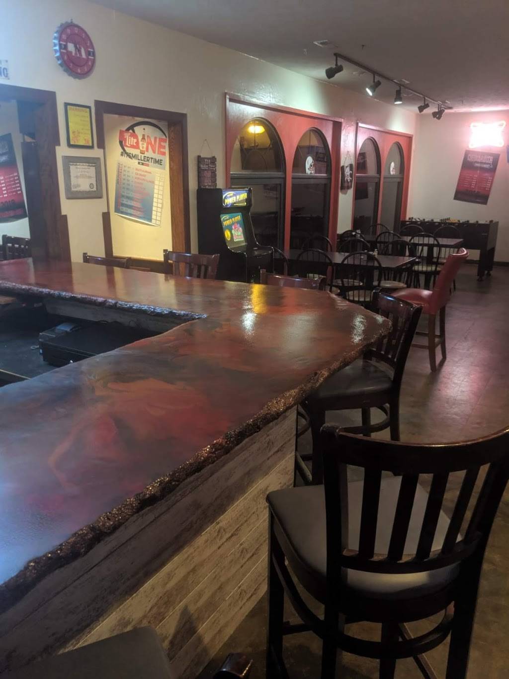 Sheilas Bar & Grill | restaurant | 210 Washington St W, Clatonia, NE 68328, USA | 4029894040 OR +1 402-989-4040