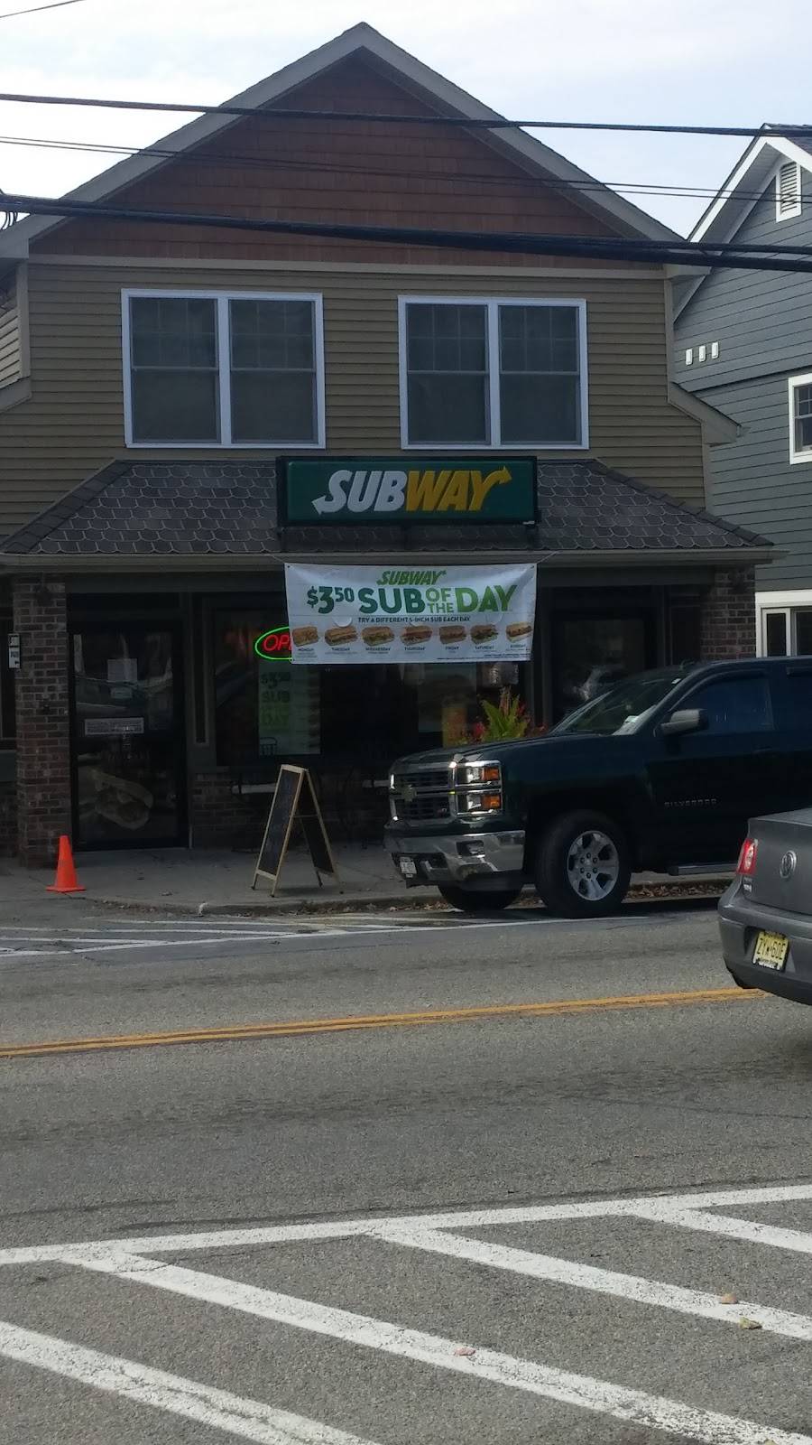 Subway Restaurants | restaurant | 26 N Main St, Florida, NY 10921, USA | 8455086700 OR +1 845-508-6700