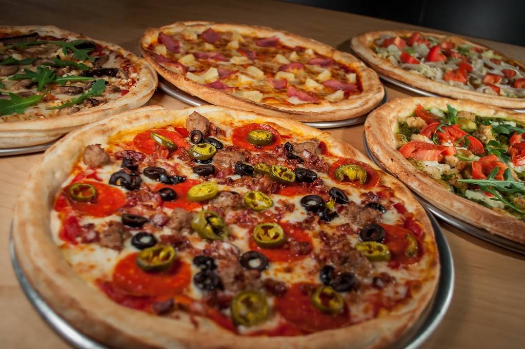 Rapid Fired Pizza | restaurant | 7 W High St, Oxford, OH 45056, USA | 5132806231 OR +1 513-280-6231