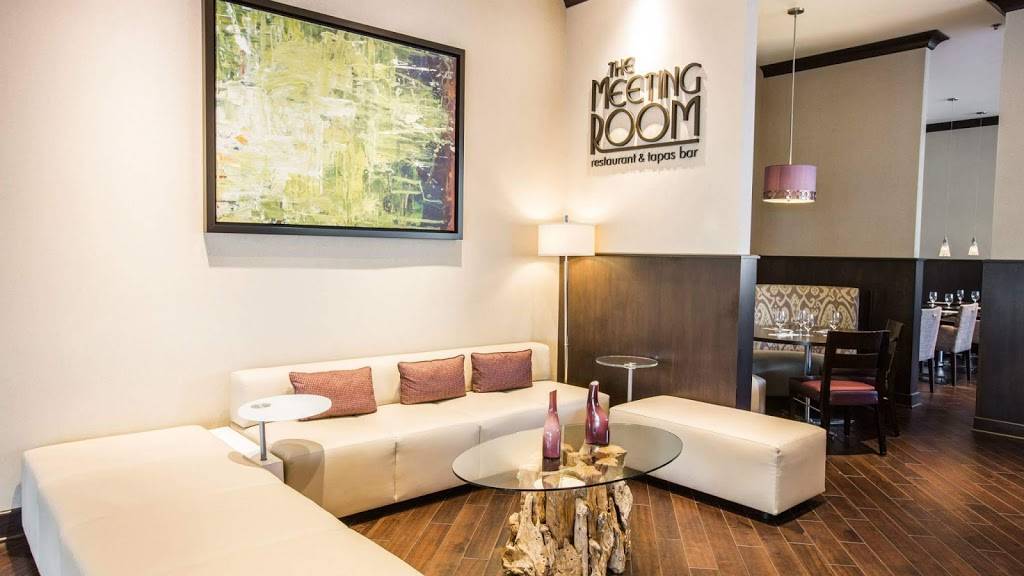 The Meeting Room Restaurant & Tapas Bar | restaurant | 425 Meeting St, Charleston, SC 29403, USA | 8437182327 OR +1 843-718-2327