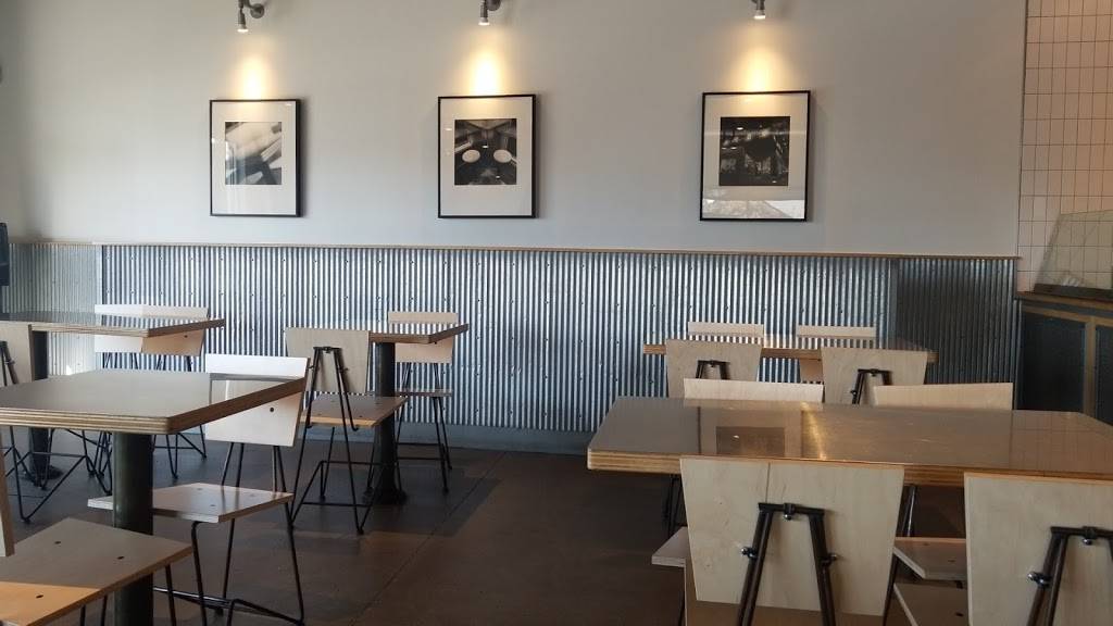 Chipotle Mexican Grill | restaurant | 1623 E 15th St, Tulsa, OK 74120, USA | 9185829005 OR +1 918-582-9005