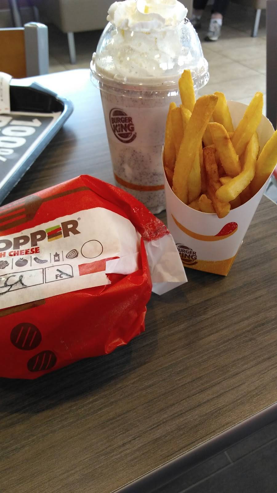 Burger King | restaurant | 1800 South West, SW 10th St, Topeka, KS 66604, USA | 7852326978 OR +1 785-232-6978