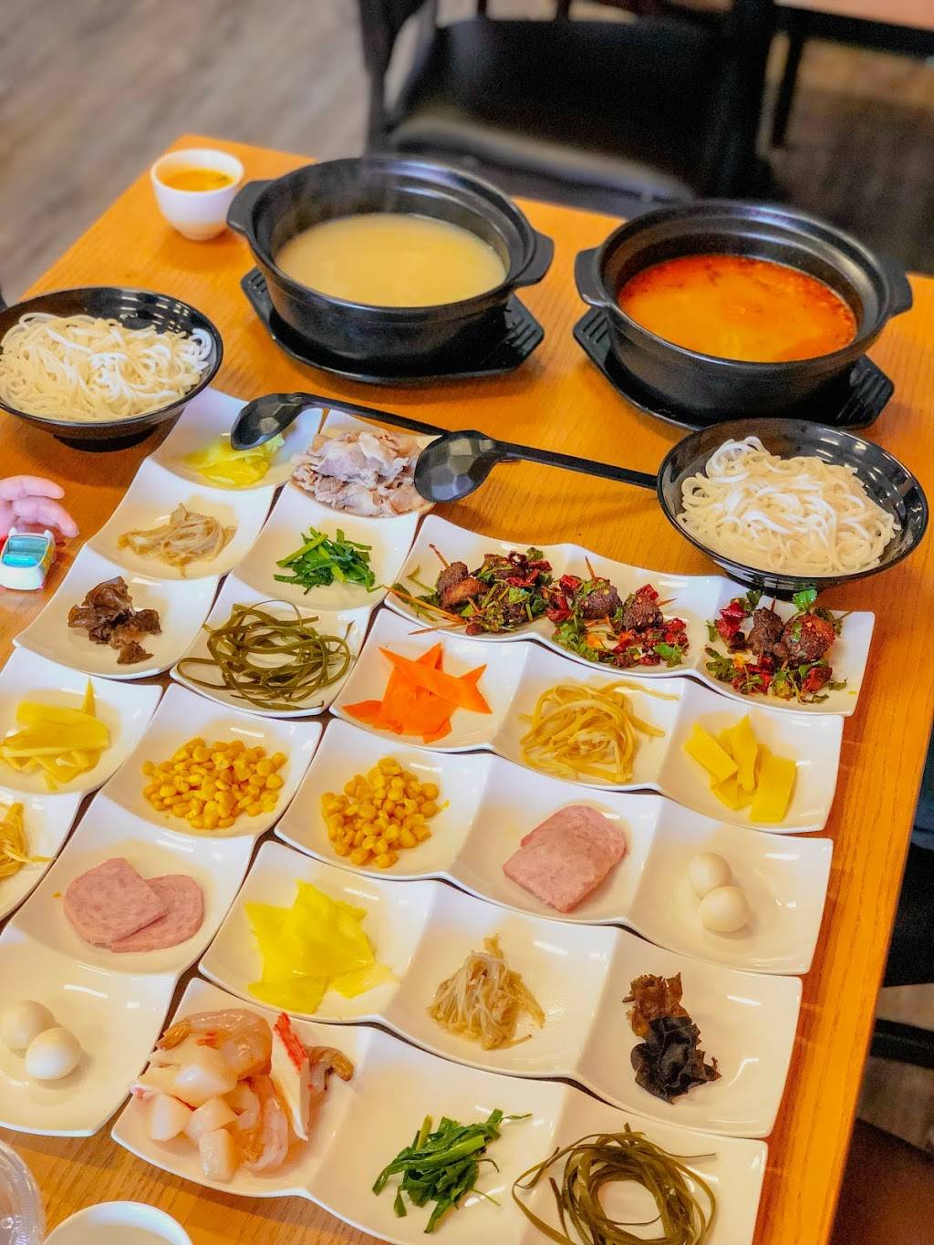 Shi Qu Restaurant | restaurant | 22315 Hwy 99 Ste Kl, Edmonds, WA 98026, USA | 4256972250 OR +1 425-697-2250