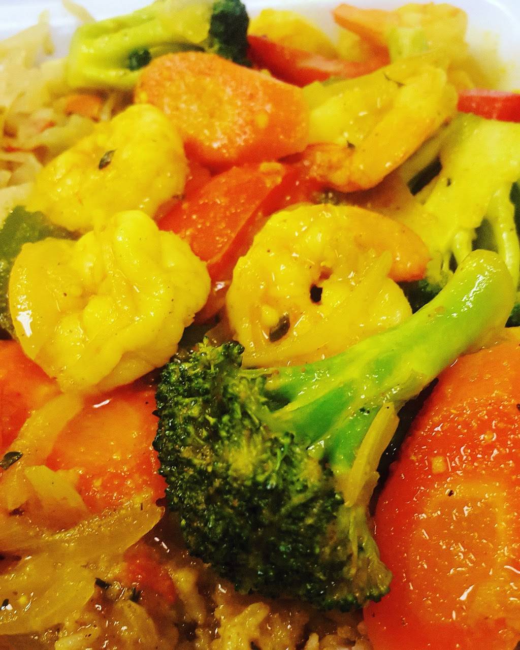 The Flavor Spot | restaurant | 6417 Rising Sun Ave, Philadelphia, PA 19111, USA | 2157420206 OR +1 215-742-0206