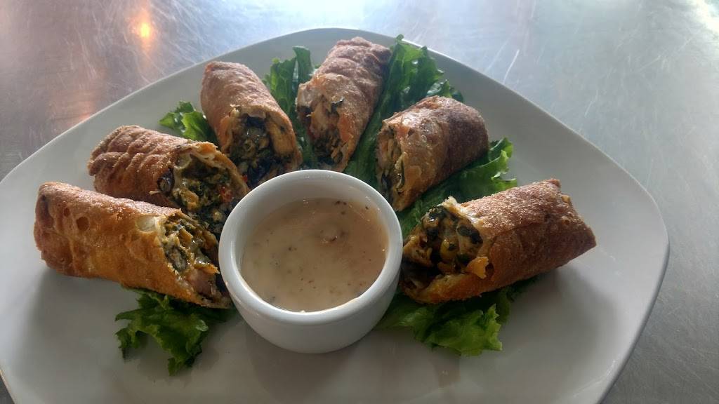 Bellas Twisted Grill | restaurant | 224 Peavine Rd Ste 106, Crossville, TN 38555, USA | 9313370337 OR +1 931-337-0337