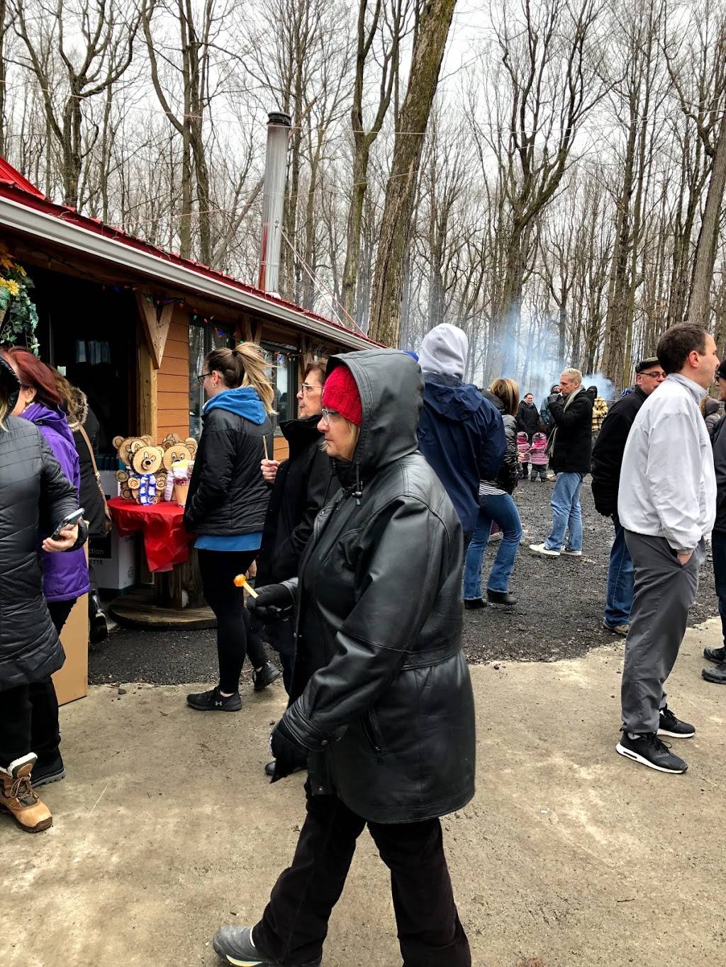 La belle vie en sucre | restaurant | 85 des, Rue des Coteaux, Mercier, QC J6R 2L1, Canada | 5147107443 OR +1 514-710-7443