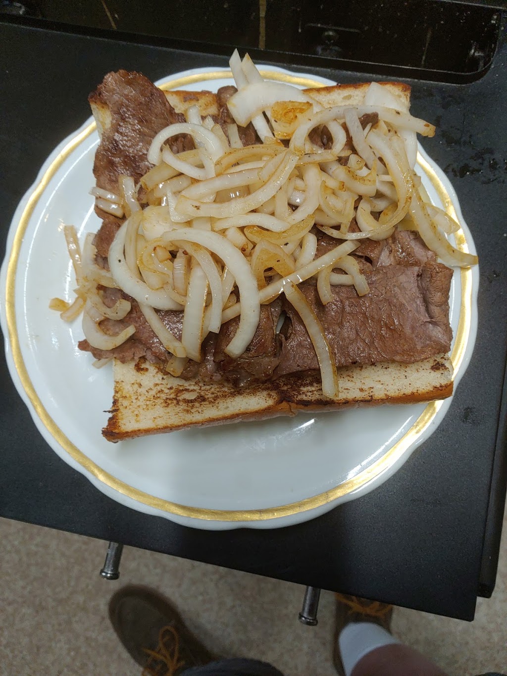 Westwood Depot | restaurant | 403 Ash St #1634, Westwood, CA 96137, USA | 5302562420 OR +1 530-256-2420