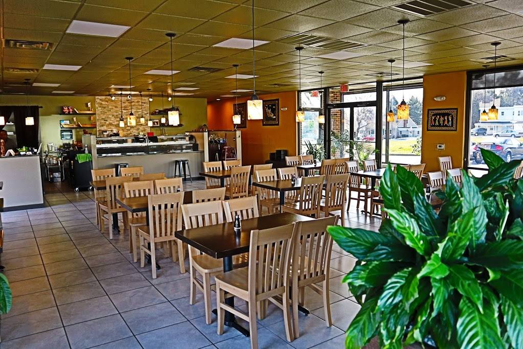 Eastern Palace | restaurant | 2206 Columbia Ave, Lancaster, PA 17603, USA | 7172086356 OR +1 717-208-6356