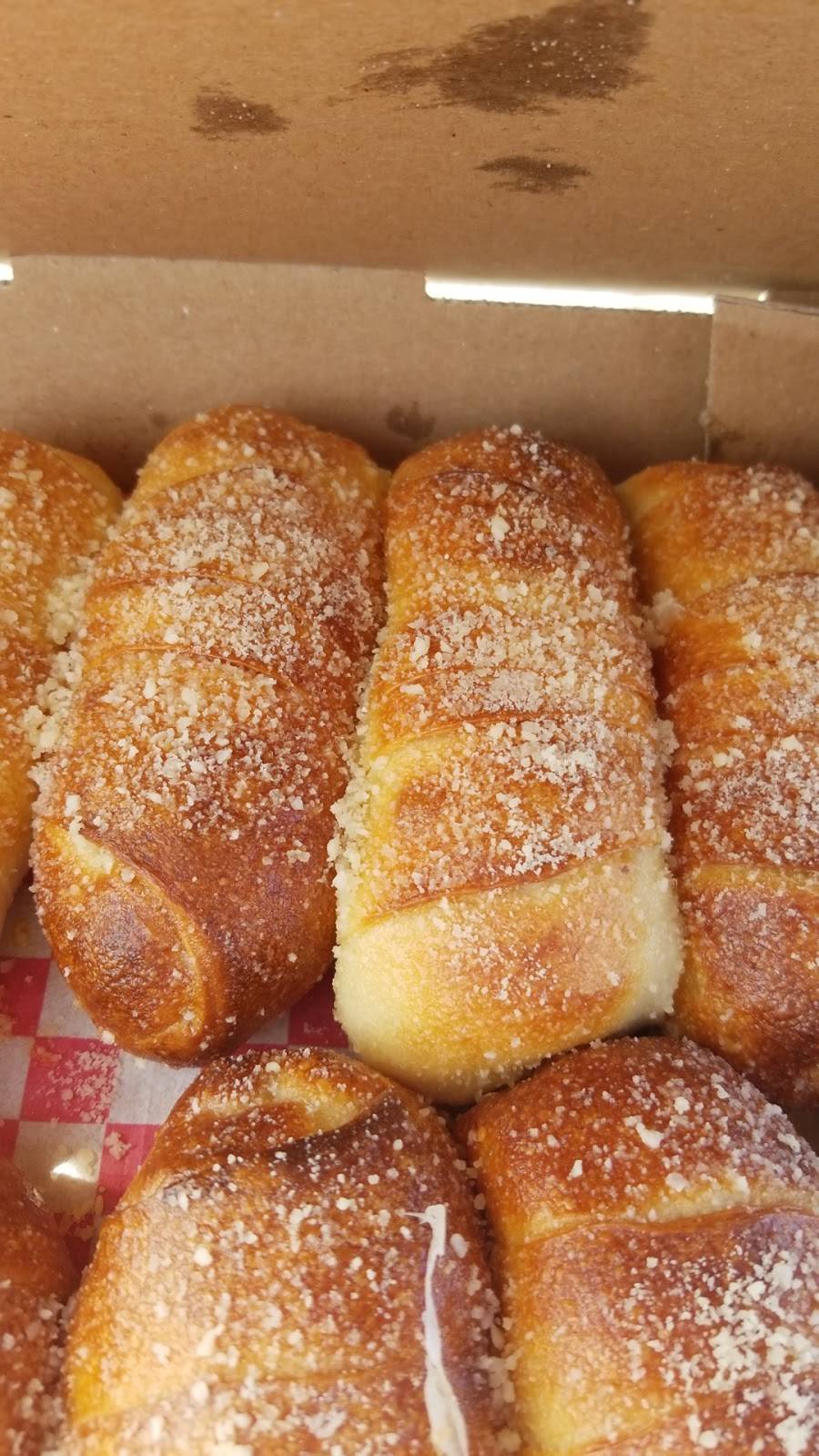 The Tipsy Pizza | restaurant | 730 W Stassney Ln #165, Austin, TX 78745, USA | 5124013860 OR +1 512-401-3860